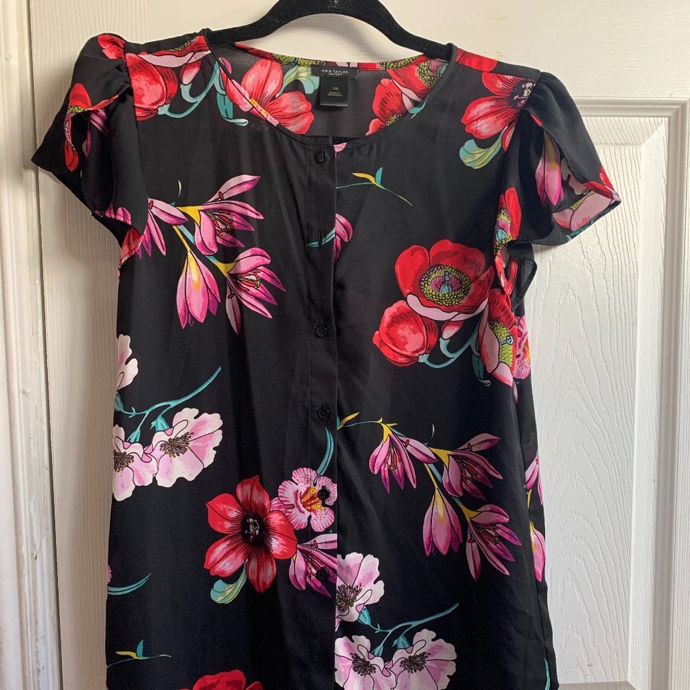 Ann Taylor Chiffon Blouse
